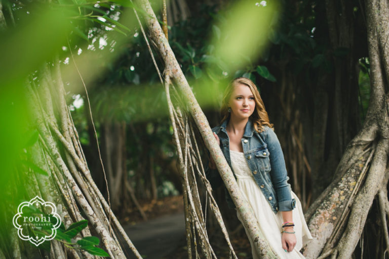 Jaclyn, Lakewood Ranch High School, Senior Photographer | Roohi Photography