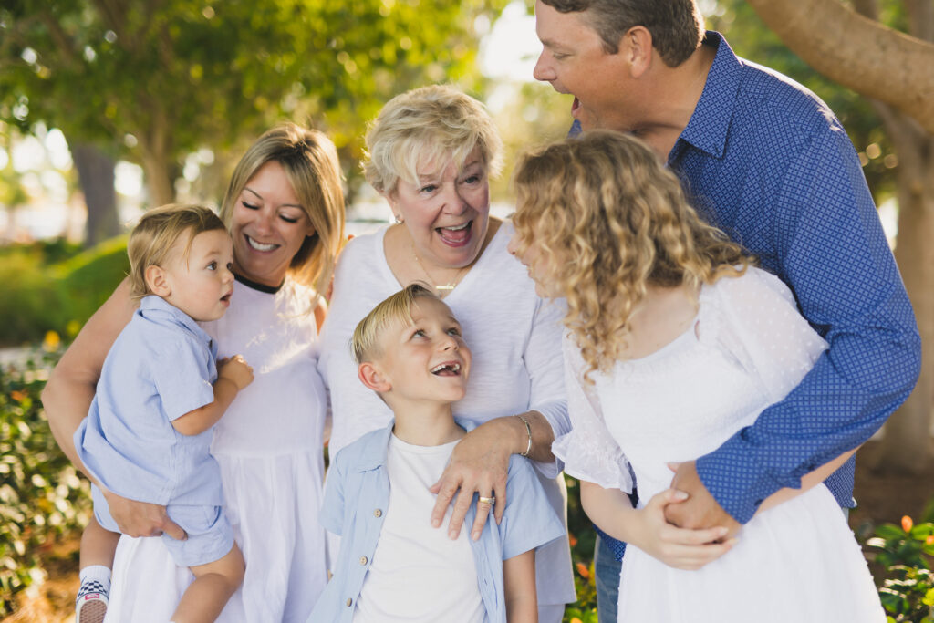 Bradenton Family Outdoor Photoshoot. Roohi Photography