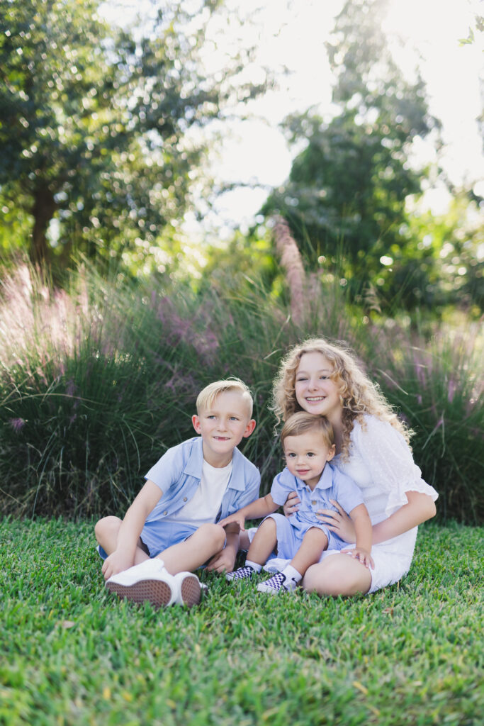 Bradenton Family Outdoor Photoshoot. Roohi Photography